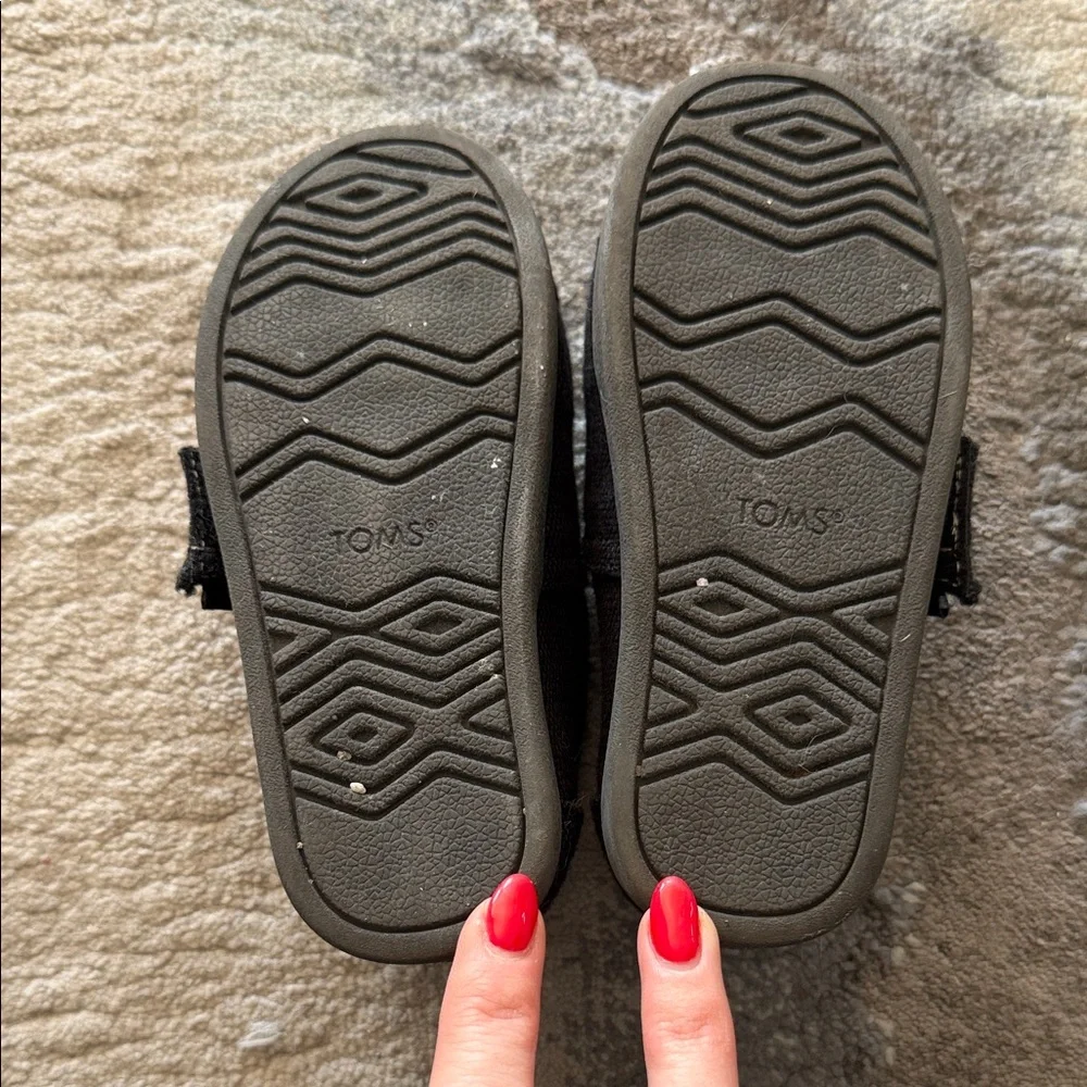 TOMS Kids Black Canvas Slip-On Moccasins